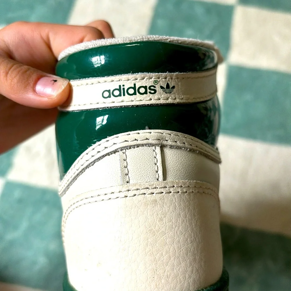 Youth adidas high tops, emerald green, lightly used. See photos for condition. - Picture 4 of 5